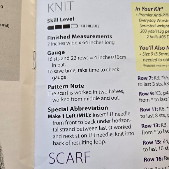 Annie's Hook & Needle Scarf Kit - Picture 4 of 6